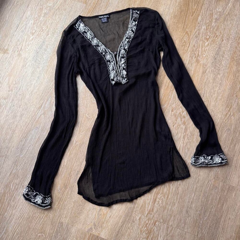 Wet seal black rayon embroidered y2k blouse